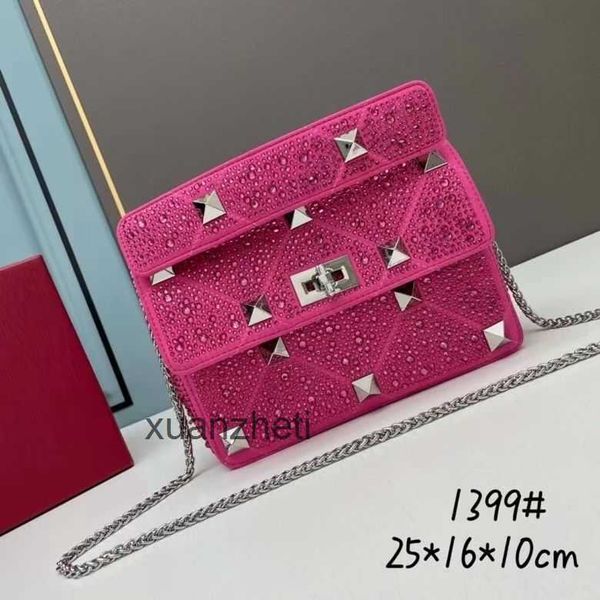 crystal shiny luxury classic ladies valentins designer new rivet handbag women bags diamond embedding fashion handheld shoulder crossbody wo
crystal shiny luxury classic ladies valentins designer new rivet handbag women bags diamond embedding fashion handheld shoulder crossbody wo
