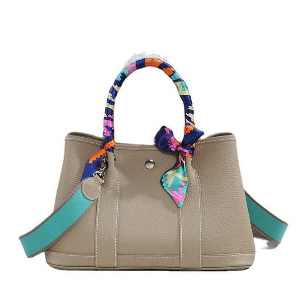 garden party bags designer spring genuine 2023 leather women's bag one shoulder oblique straddle tote versatile portable big shopping b
garden party bags designer spring genuine 2023 leather women's bag one shoulder oblique straddle tote versatile portable big shopping b