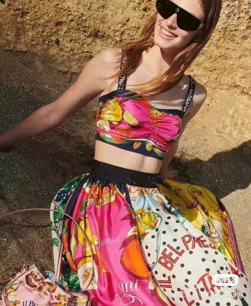 23ss skirt set womens designer clothing fashion set dress style fashionable temperament waist tightening and tight fitting temperament women, White
23ss skirt set womens designer clothing fashion set dress style fashionable temperament waist tightening and tight fitting temperament women, White