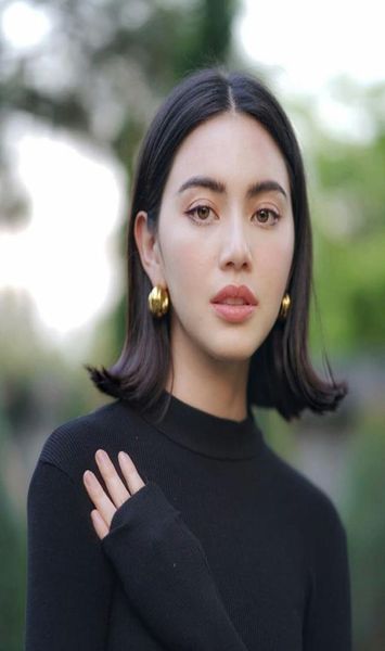 hoop huggie woman earings 925 sterling silver needle plating 18k gold half circle female simple fashion luxury jewelry7476390, Golden;silver
hoop huggie woman earings 925 sterling silver needle plating 18k gold half circle female simple fashion luxury jewelry7476390, Golden;silver