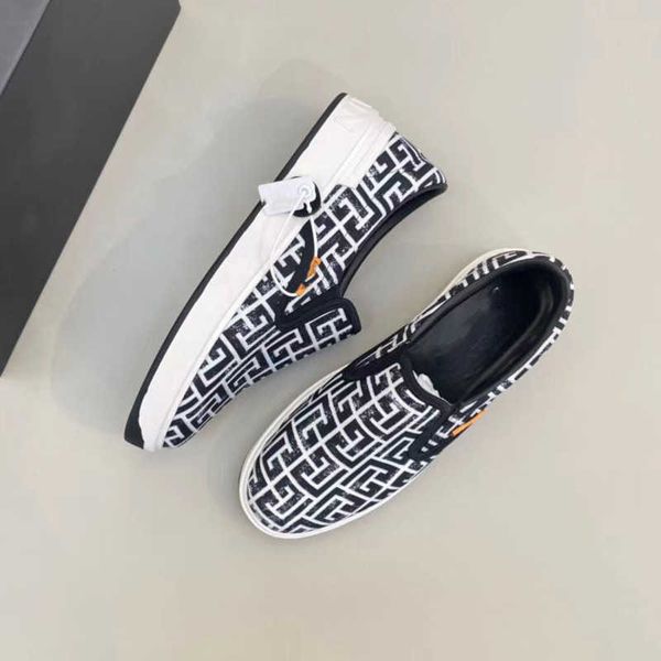b-court mid-leather trainers designer shoes men leather shoe luxury sneaker platform casual shoe low lace up sneakers 06, Black
b-court mid-leather trainers designer shoes men leather shoe luxury sneaker platform casual shoe low lace up sneakers 06, Black