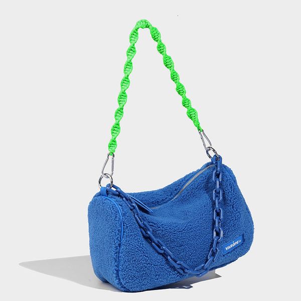 evening bags fashion chain candy color plush winter bag for women hand bags faux fur shoulder underarm ladies handbag 230711
evening bags fashion chain candy color plush winter bag for women hand bags faux fur shoulder underarm ladies handbag 230711