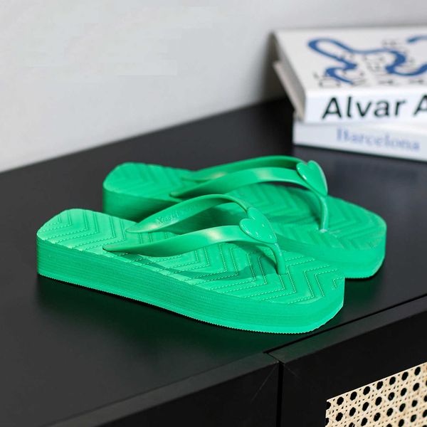 slippers 2023 new fashion slides women beach flip flop love type ladies shoes pu flat slides outdoor sandals chanclas mujer j230711, Black
slippers 2023 new fashion slides women beach flip flop love type ladies shoes pu flat slides outdoor sandals chanclas mujer j230711, Black