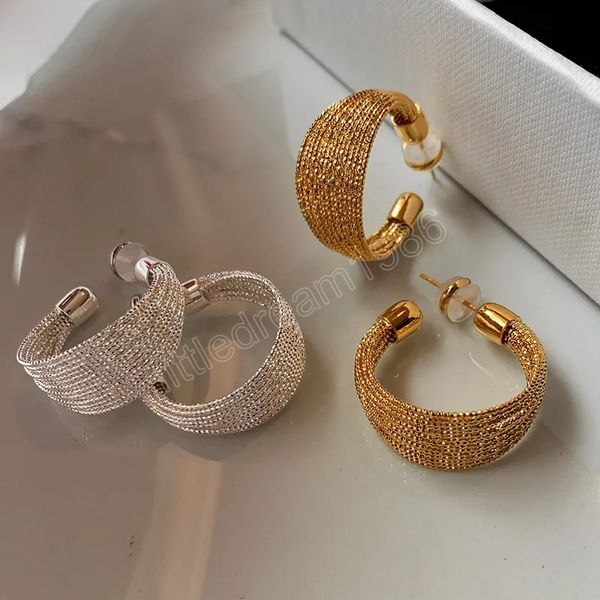 fashion jewelry 925 silver needle vintage temperament metal hoop earrings for women fashion accessories simply design, Golden;silver
fashion jewelry 925 silver needle vintage temperament metal hoop earrings for women fashion accessories simply design, Golden;silver