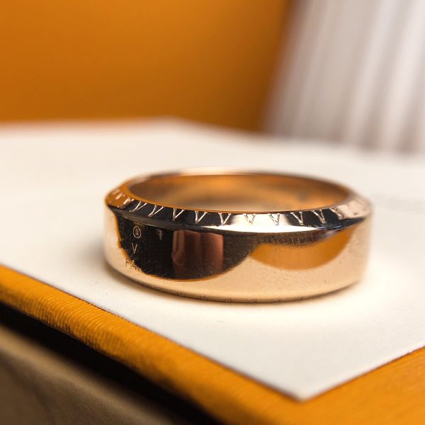 brand luxury designer ring the new double shaped opening 925 sterling silver band 1.1 with original logo fashion woman jewelry rings, Golden;silver
brand luxury designer ring the new double shaped opening 925 sterling silver band 1.1 with original logo fashion woman jewelry rings, Golden;silver