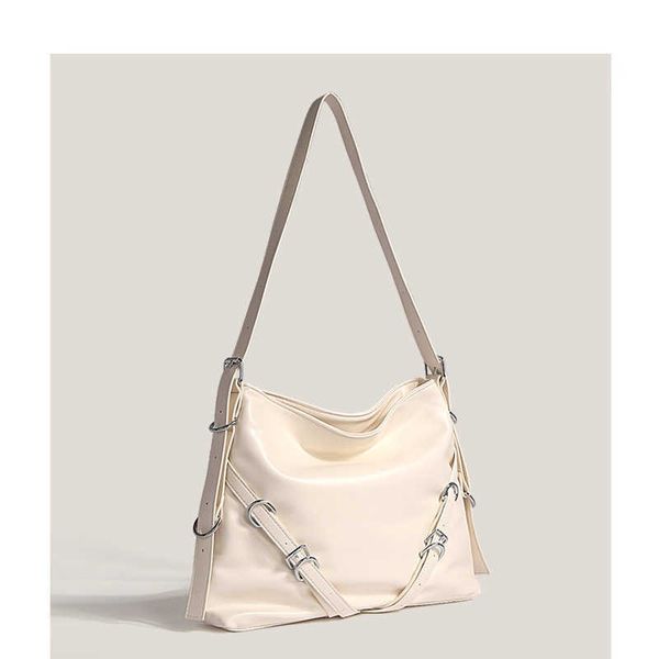 advanced sense tote bag for women's new large capacity niche one shoulder bag fashion versatile commuter crossbody bag
advanced sense tote bag for women's new large capacity niche one shoulder bag fashion versatile commuter crossbody bag