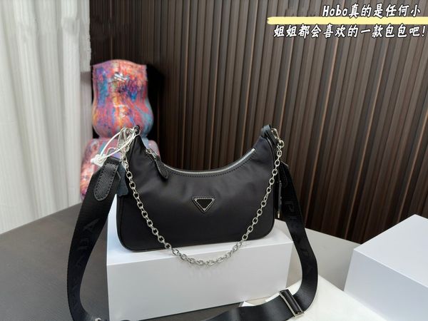 designer handbag nylon crossbodys bag classic three piece set women's underarm shoulder bag highs quality chain bag fashion retro star
designer handbag nylon crossbodys bag classic three piece set women's underarm shoulder bag highs quality chain bag fashion retro star