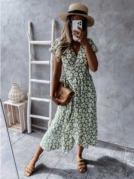 urban dresses summer women beach maxi dress floral print boho long dress ruffles wrap casual party dress robe femme vestido l230711, White;black
urban dresses summer women beach maxi dress floral print boho long dress ruffles wrap casual party dress robe femme vestido l230711, White;black
