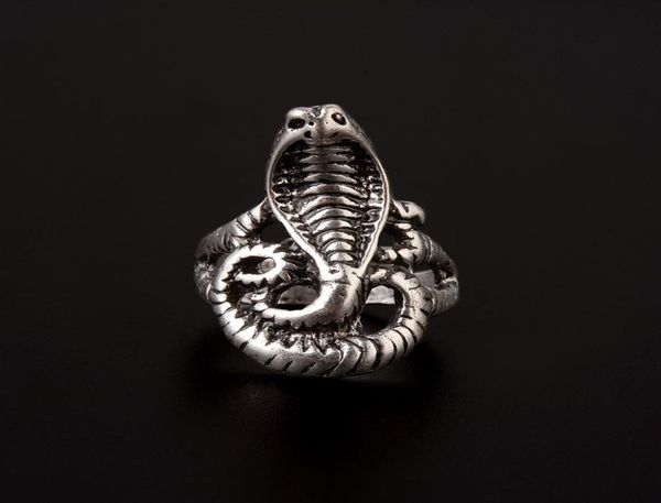 retro opening ring turquoise leaf hip hop nightclub iced out domineering punk claw dragon feather rattle ocs crocodile unisex6715231, Silver
retro opening ring turquoise leaf hip hop nightclub iced out domineering punk claw dragon feather rattle ocs crocodile unisex6715231, Silver