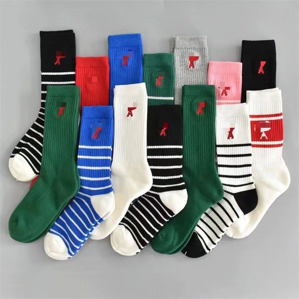 men's socks designer love embroidered letter socks four seasons simple couple sports tube men's and women's casual stockings, Black
men's socks designer love embroidered letter socks four seasons simple couple sports tube men's and women's casual stockings, Black