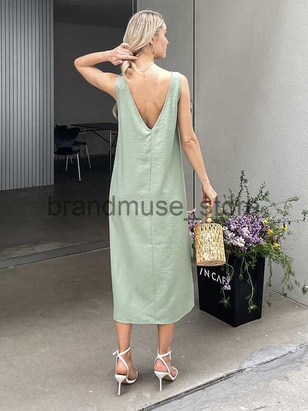 basic casual dresses 2023 summer women solid white v neck sleeveless fashion dress split tank dress j230711, Black;gray
basic casual dresses 2023 summer women solid white v neck sleeveless fashion dress split tank dress j230711, Black;gray