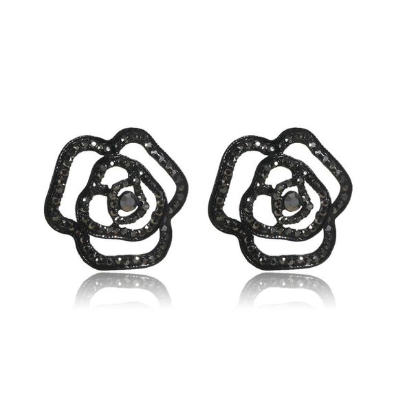 full diamond exaggerated nightclub big earrings black roses retro flower stud earrings european and american earrings1894817, Golden;silver
full diamond exaggerated nightclub big earrings black roses retro flower stud earrings european and american earrings1894817, Golden;silver