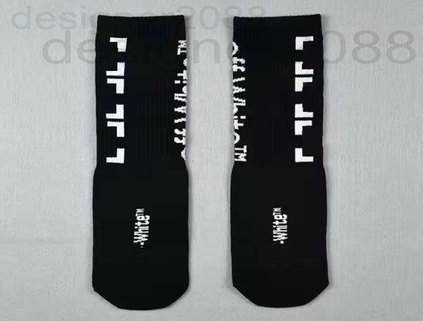 men039s socks designer off fashion mens streetwear women men cotton allmatch arrowxxx printing breathable black w8684002
men039s socks designer off fashion mens streetwear women men cotton allmatch arrowxxx printing breathable black w8684002