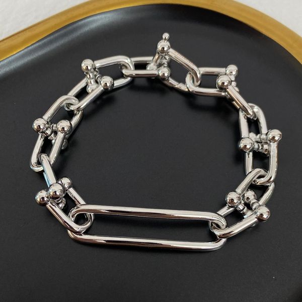 t family's same style designer bracelet white shell bare body with diamond sterling silver 18k rose gold colorless fashion style bracel, Black
t family's same style designer bracelet white shell bare body with diamond sterling silver 18k rose gold colorless fashion style bracel, Black