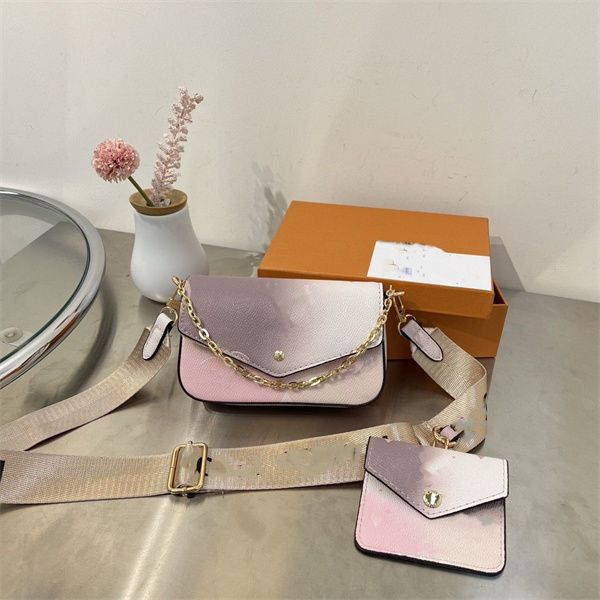 luxury children metail chain handbags fashion kids letter printed messenger bags with purse 2023 girls gradient princess bags a9647, Black
luxury children metail chain handbags fashion kids letter printed messenger bags with purse 2023 girls gradient princess bags a9647, Black