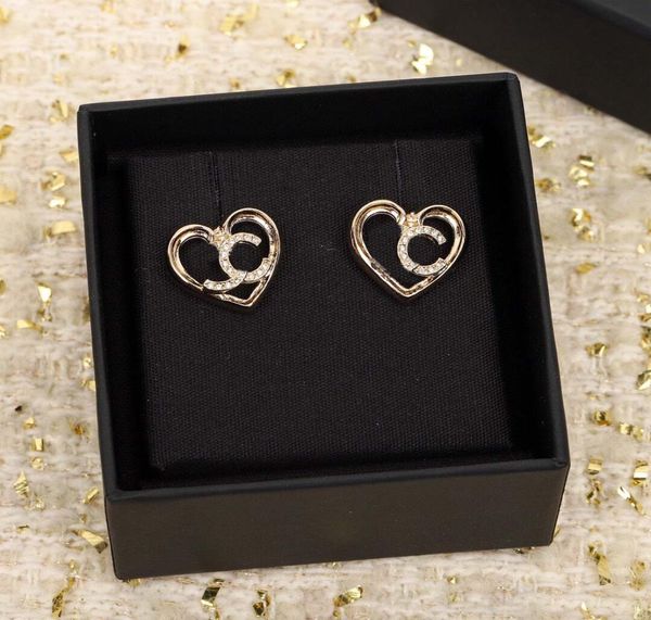 2023 luxury quality charm small heart shape stud earring with diamond in 18k gold plated have box stamp ps7421a3708659, Golden
2023 luxury quality charm small heart shape stud earring with diamond in 18k gold plated have box stamp ps7421a3708659, Golden