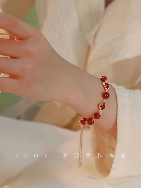 happy four-leaf clover * red agate bracelet lucky ins small crowd design transshipment and whitening 2023 new women, Golden;silver
happy four-leaf clover * red agate bracelet lucky ins small crowd design transshipment and whitening 2023 new women, Golden;silver