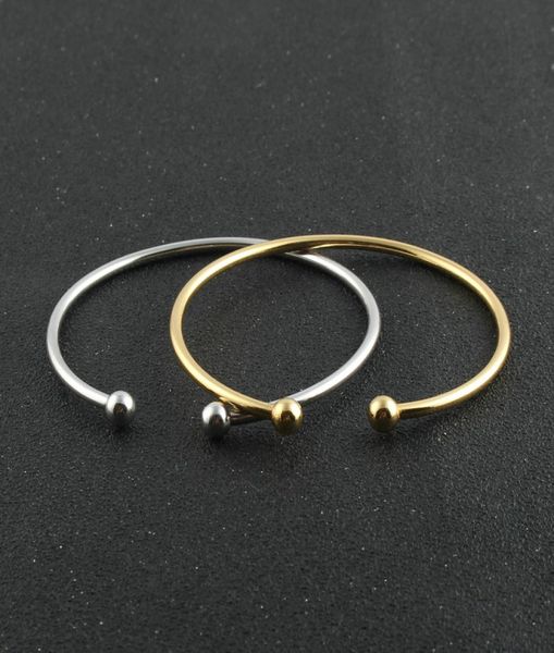 simple women bangles fashion gold plated silver smooth cuff bangles for women classical open bangles bracelets female jewelry love3095320, Black
simple women bangles fashion gold plated silver smooth cuff bangles for women classical open bangles bracelets female jewelry love3095320, Black
