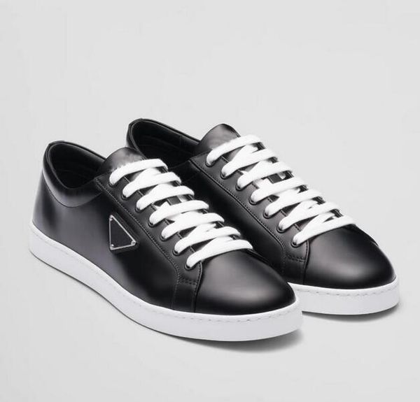 men's high-quality patent leather sneakers plus size leather casual shoes flat sneakers black mesh lace-up casual shoes outdoor running
men's high-quality patent leather sneakers plus size leather casual shoes flat sneakers black mesh lace-up casual shoes outdoor running