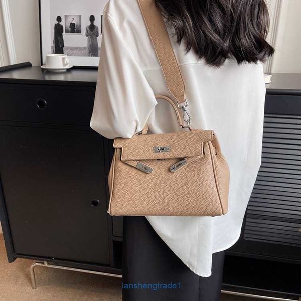 luxury designer tote bags h home kelys online store womens 2023 spring summer new advanced high capacity bag wide shoulder strap single cros
luxury designer tote bags h home kelys online store womens 2023 spring summer new advanced high capacity bag wide shoulder strap single cros