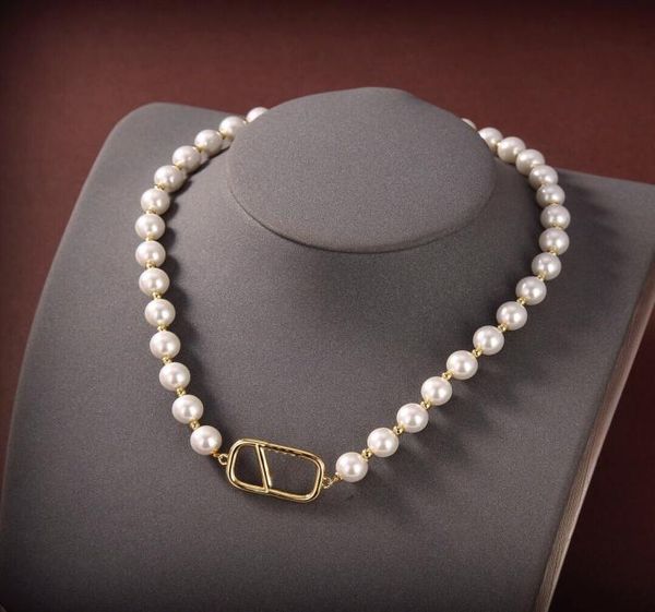 sweet simplicity lady brass pearls necklaces pendants geometry design initial v litter pearl decorate women chain necklace jewel8308420, Silver
sweet simplicity lady brass pearls necklaces pendants geometry design initial v litter pearl decorate women chain necklace jewel8308420, Silver