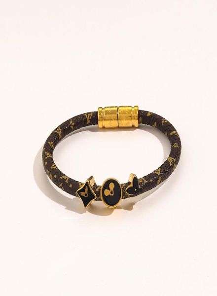 new style bracelets women bangle designer letter jewelry faux leather 18k gold plated stainless steel bracelet womens wedding gift5343394, Black
new style bracelets women bangle designer letter jewelry faux leather 18k gold plated stainless steel bracelet womens wedding gift5343394, Black