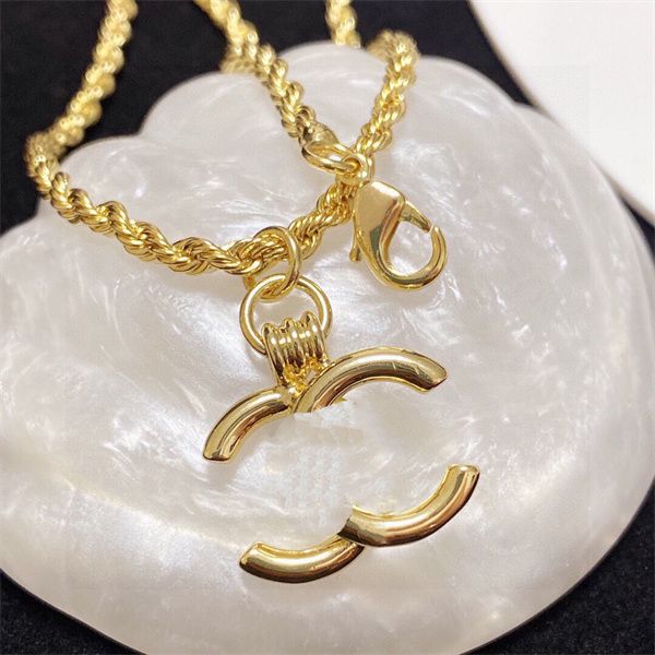 women's brand jewelry pendant necklace double letter designer ccity gold silver necklaces girl chokers man 23434
women's brand jewelry pendant necklace double letter designer ccity gold silver necklaces girl chokers man 23434