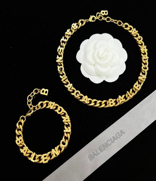 designer jewelry b letters pendant logo thick chain gold plated men039s punk style necklace shiny nonfading luxury women0395783770, Silver
designer jewelry b letters pendant logo thick chain gold plated men039s punk style necklace shiny nonfading luxury women0395783770, Silver