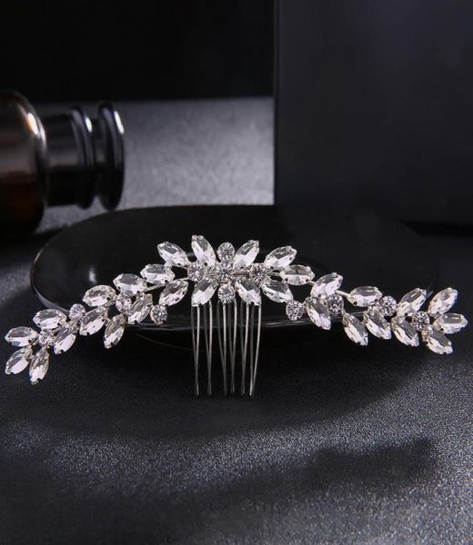 stunning art deco vintage silver clear rhinestone crystal flower wedding hair comb bridal headpiece hair accessories bridesmaids j8536606, Golden;white
stunning art deco vintage silver clear rhinestone crystal flower wedding hair comb bridal headpiece hair accessories bridesmaids j8536606, Golden;white