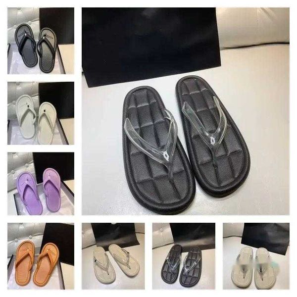men women designer slippers sandal summer shoes flat outdoor beach slipper sandal fashion versatile size 36-45, Black
men women designer slippers sandal summer shoes flat outdoor beach slipper sandal fashion versatile size 36-45, Black