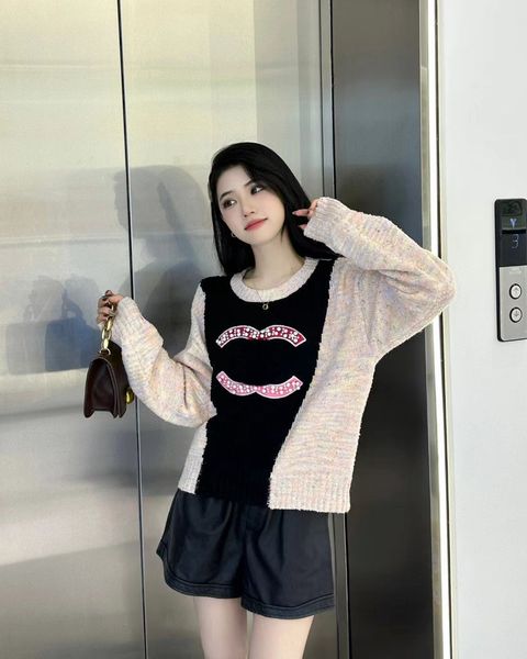 autumn and winter designer women's sweater classic letter jacquard luxury fashion high end casual spirit knitted round neck comfortable, White;black
autumn and winter designer women's sweater classic letter jacquard luxury fashion high end casual spirit knitted round neck comfortable, White;black