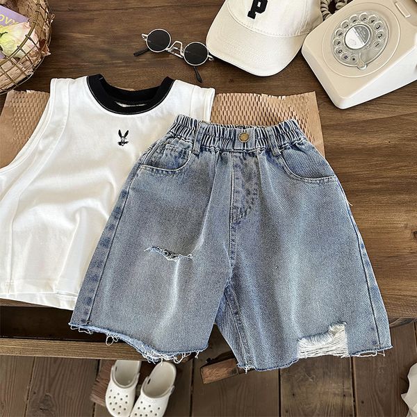 shorts boys' ripped jeans summer 2023 korean style boy girl baby fashionable pants children's 230711, Black
shorts boys' ripped jeans summer 2023 korean style boy girl baby fashionable pants children's 230711, Black