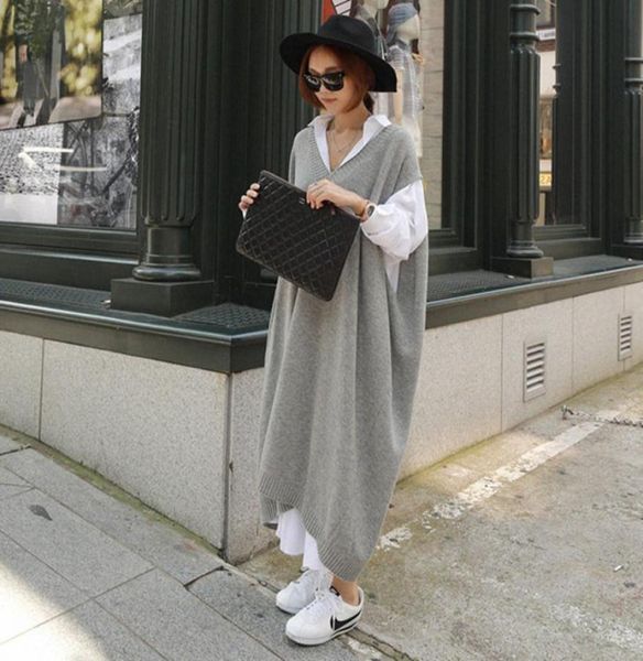 2020 warm gray sweater dresses women oversize casual loose knitted dress ladies office work wear long dress robe longue7091737, Black;gray
2020 warm gray sweater dresses women oversize casual loose knitted dress ladies office work wear long dress robe longue7091737, Black;gray