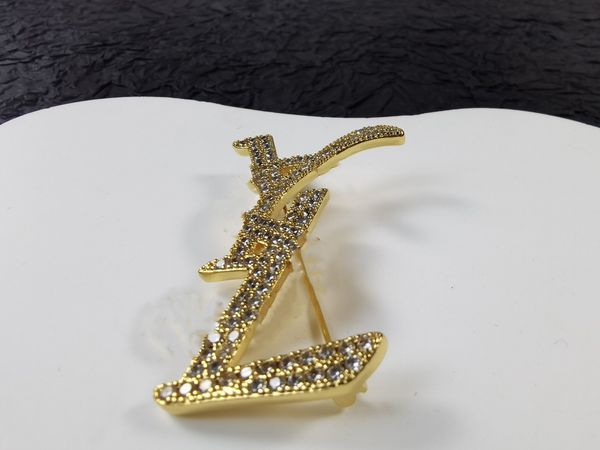 fashion luxury designer men women pins brooches letter ysltiy brooch pin for suit dress party letters y brooches ay4f, Gray
fashion luxury designer men women pins brooches letter ysltiy brooch pin for suit dress party letters y brooches ay4f, Gray