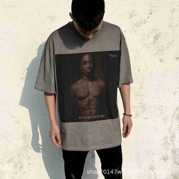 2pac portrait white ink direct spray print west coast hip hop style old wash high street short sleeve t-shirt for men, White;black
2pac portrait white ink direct spray print west coast hip hop style old wash high street short sleeve t-shirt for men, White;black