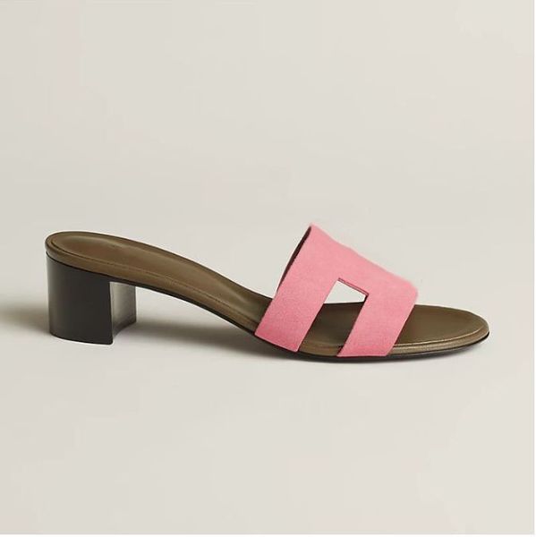 designer slippers brand high-heeled sandals, slippers h large letter cowhide interior size :35-42, Black
designer slippers brand high-heeled sandals, slippers h large letter cowhide interior size :35-42, Black