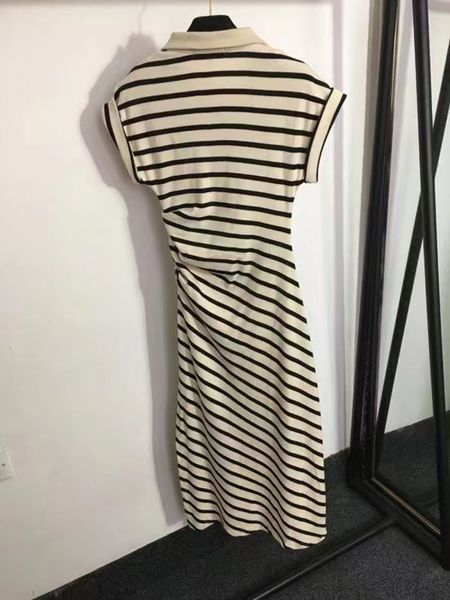 urban dresses 2023 summer polo neck wrap hip split stripe short sleeve dress 230711, White;black
urban dresses 2023 summer polo neck wrap hip split stripe short sleeve dress 230711, White;black