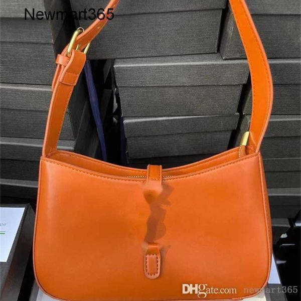 luxury handbag shoulder bag underarm bag womens men tote crossbody bag leather hobos vagrant bag designer bag crocodile pattern wallet
luxury handbag shoulder bag underarm bag womens men tote crossbody bag leather hobos vagrant bag designer bag crocodile pattern wallet