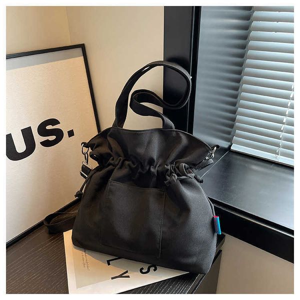 designer bag edition bag new solid color high capacity tote shoulder bag versatile and versatile drawstring pleated canvas bag
designer bag edition bag new solid color high capacity tote shoulder bag versatile and versatile drawstring pleated canvas bag