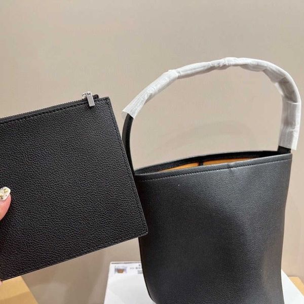 lowe bag designer bucket bag lowe brand tote handbags women's leather handheld tote stylish with mini wallet luxury multi-functional sh
lowe bag designer bucket bag lowe brand tote handbags women's leather handheld tote stylish with mini wallet luxury multi-functional sh