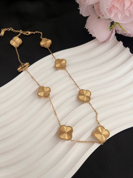 classic 4 four leaf clover pendant necklaces luxury designer jewelry fashion women necklace valentine's day birthday gift y23192, Silver
classic 4 four leaf clover pendant necklaces luxury designer jewelry fashion women necklace valentine's day birthday gift y23192, Silver