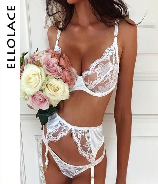 ellolace lace underwear set women transparent lingerie set 3 piece set low cup lenceria femenina strap women bra sets y21359069, Red;black
ellolace lace underwear set women transparent lingerie set 3 piece set low cup lenceria femenina strap women bra sets y21359069, Red;black