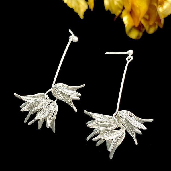 charm national style tassel flowers silver white light luxury three fashionable and elegant design highend antique needle earrings female 23, Golden
charm national style tassel flowers silver white light luxury three fashionable and elegant design highend antique needle earrings female 23, Golden
