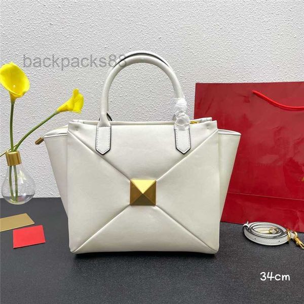 fashion crossbody women bags beach rivet designer luxurys bag handbags metal genuine leather handbag 61r3
fashion crossbody women bags beach rivet designer luxurys bag handbags metal genuine leather handbag 61r3