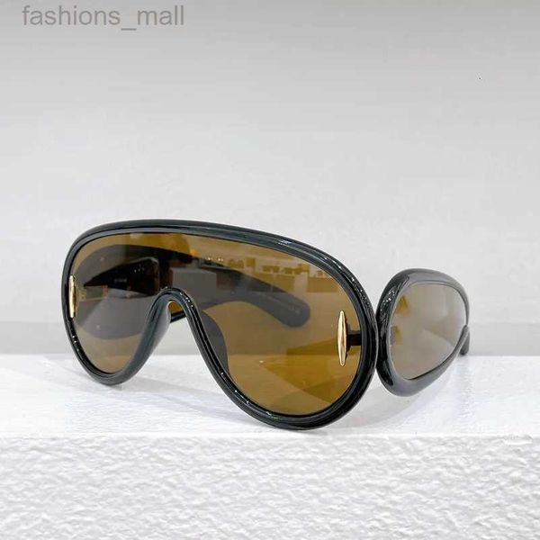 sunglasses for men and women summer designers style anti-ultraviolet retro eyewear full frame random box, White;black
sunglasses for men and women summer designers style anti-ultraviolet retro eyewear full frame random box, White;black