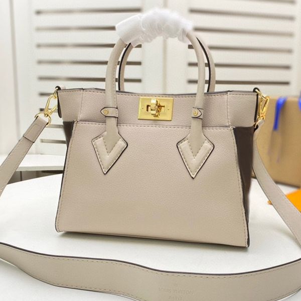 on my side bags mm tote gold lock crossbody handbag shoulder bag women luxury designer elegant stitching fine grain calf lady shopper strap
on my side bags mm tote gold lock crossbody handbag shoulder bag women luxury designer elegant stitching fine grain calf lady shopper strap