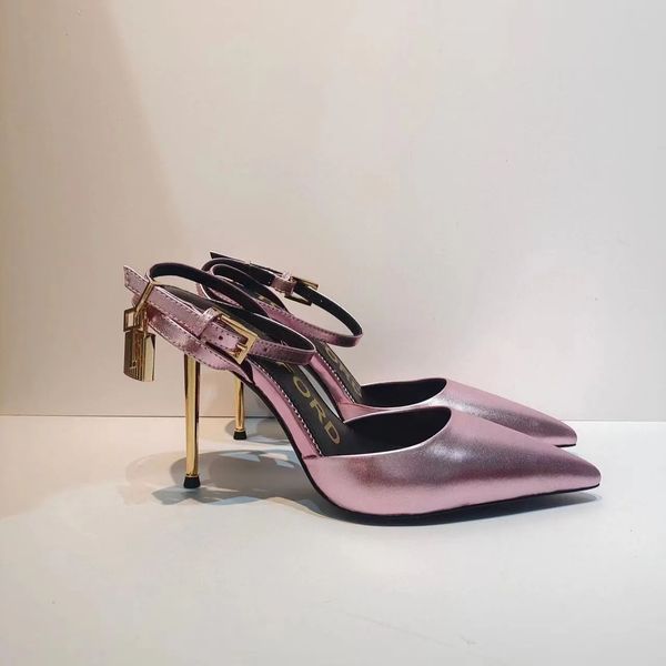 2023 high heeled sandals for womens luxury designer golden lock decorate ladies dress shoesgenuine leather .5cm metal heels women stiletto, Black
2023 high heeled sandals for womens luxury designer golden lock decorate ladies dress shoesgenuine leather .5cm metal heels women stiletto, Black