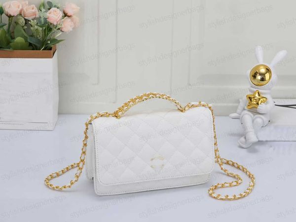 designer bags channel gold chain luxury bag larger capacity bag women's new fashion rhomboid bag hand bag celebrate party bag stylishde
designer bags channel gold chain luxury bag larger capacity bag women's new fashion rhomboid bag hand bag celebrate party bag stylishde