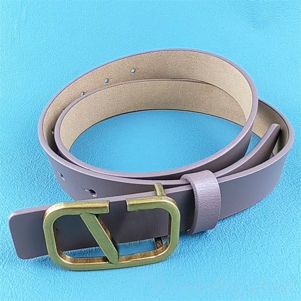 luxury belt for woman designer brown ceinture homme brown black white leather cinturon casual office lady suit formal mens designer belt v b, Black;brown
luxury belt for woman designer brown ceinture homme brown black white leather cinturon casual office lady suit formal mens designer belt v b, Black;brown