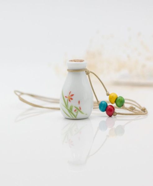 cute ceramics small bottles dry perfume jars necklace fashion jewelry perfume pendant necklace women favor christmas gifts zh04326040895, Silver
cute ceramics small bottles dry perfume jars necklace fashion jewelry perfume pendant necklace women favor christmas gifts zh04326040895, Silver